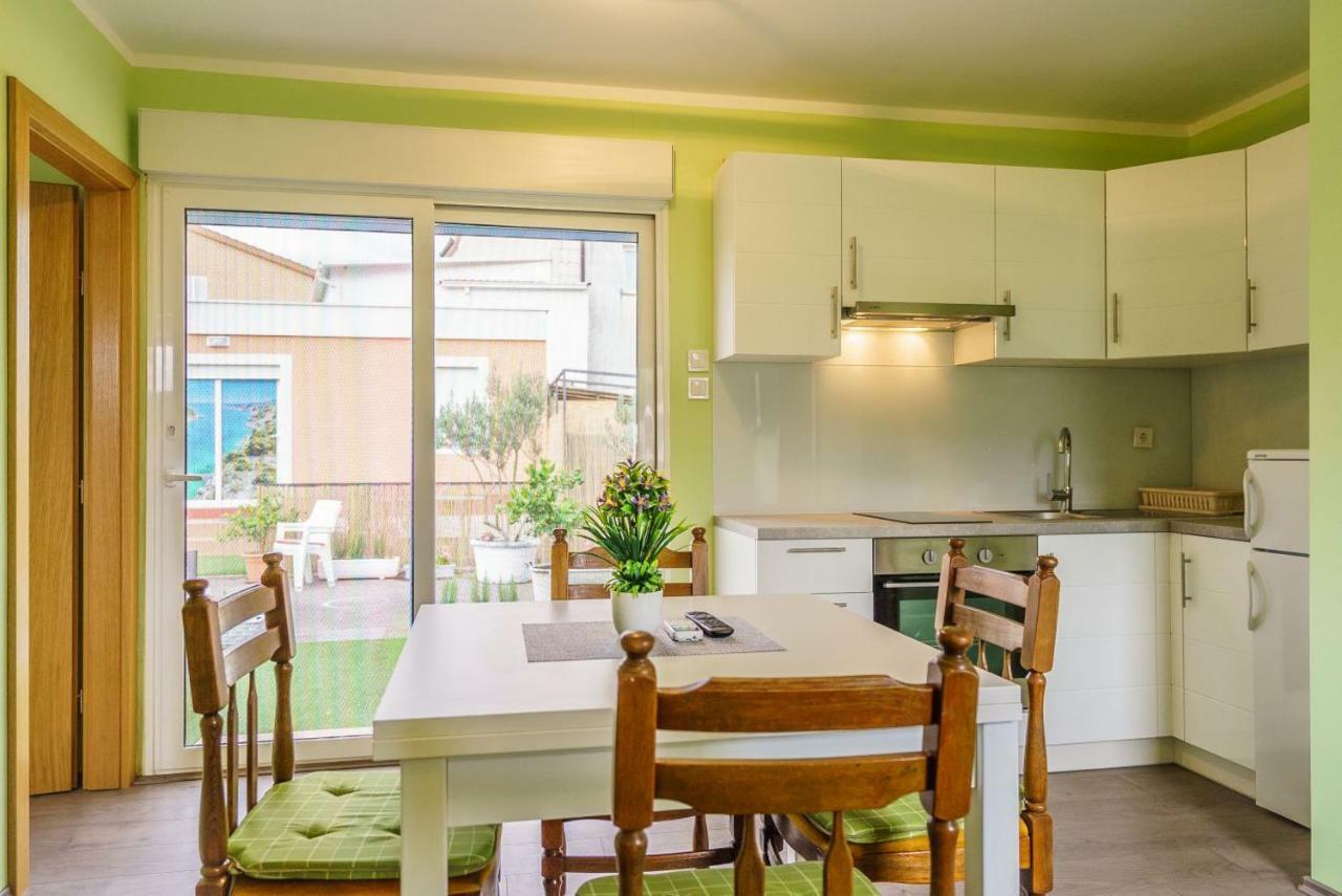 Apartmani Stobrec สปลิท ภายนอก รูปภาพ