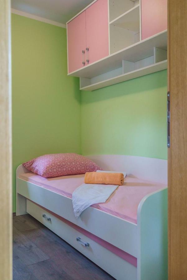 Apartmani Stobrec สปลิท ภายนอก รูปภาพ