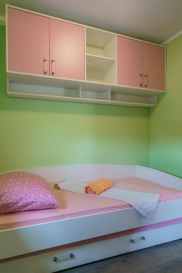 Apartmani Stobrec สปลิท ภายนอก รูปภาพ