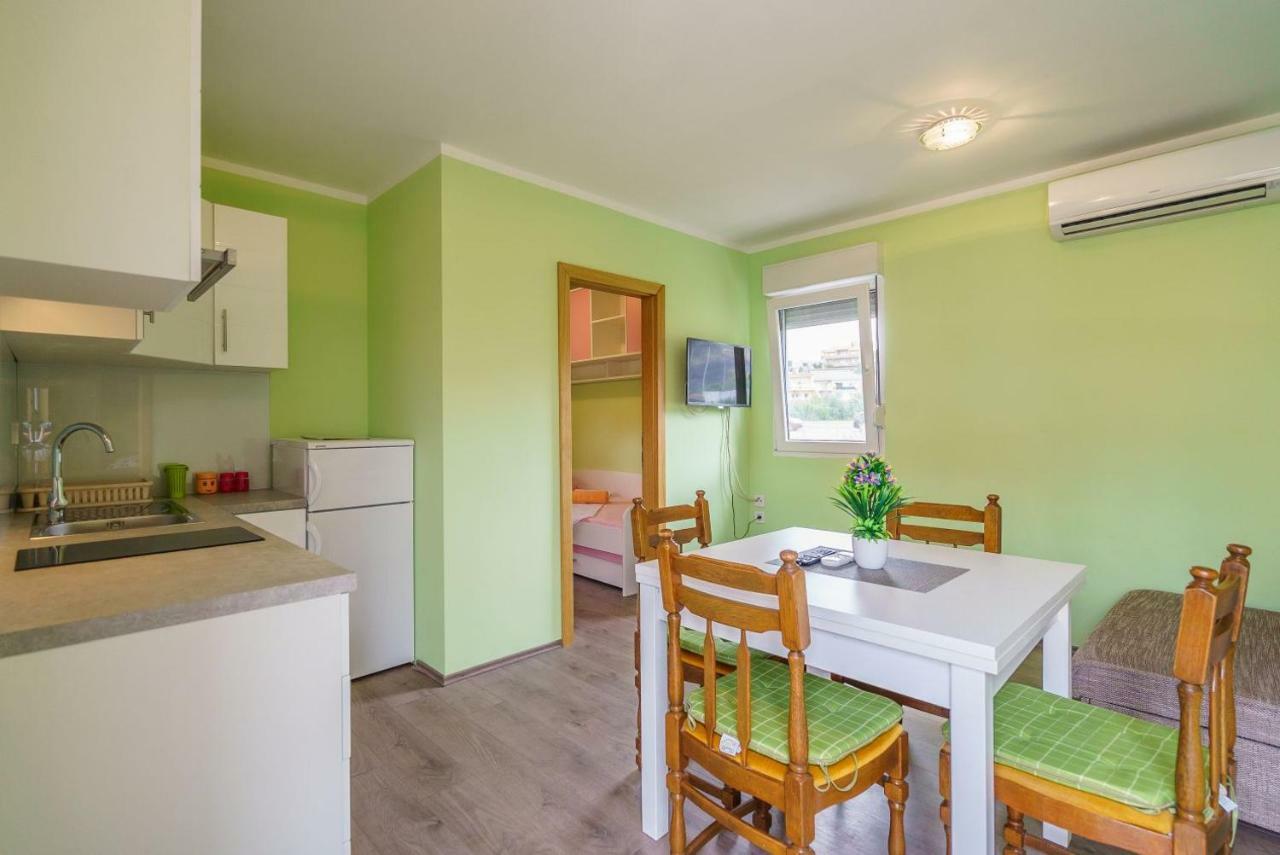 Apartmani Stobrec สปลิท ภายนอก รูปภาพ