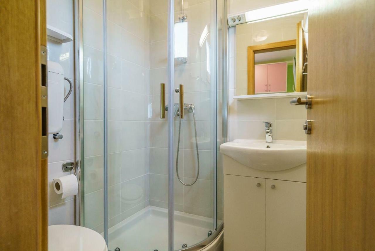 Apartmani Stobrec สปลิท ภายนอก รูปภาพ