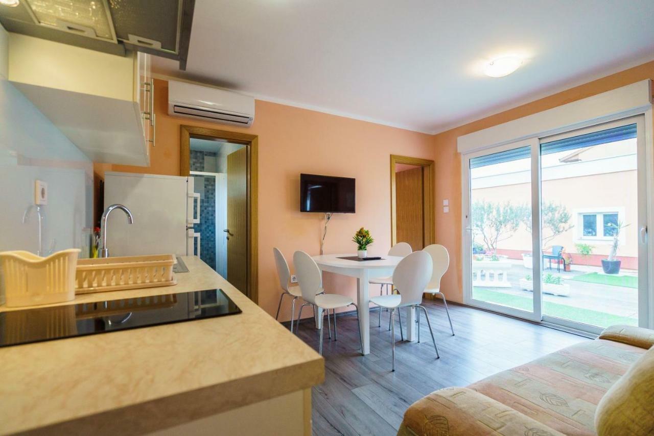 Apartmani Stobrec สปลิท ภายนอก รูปภาพ