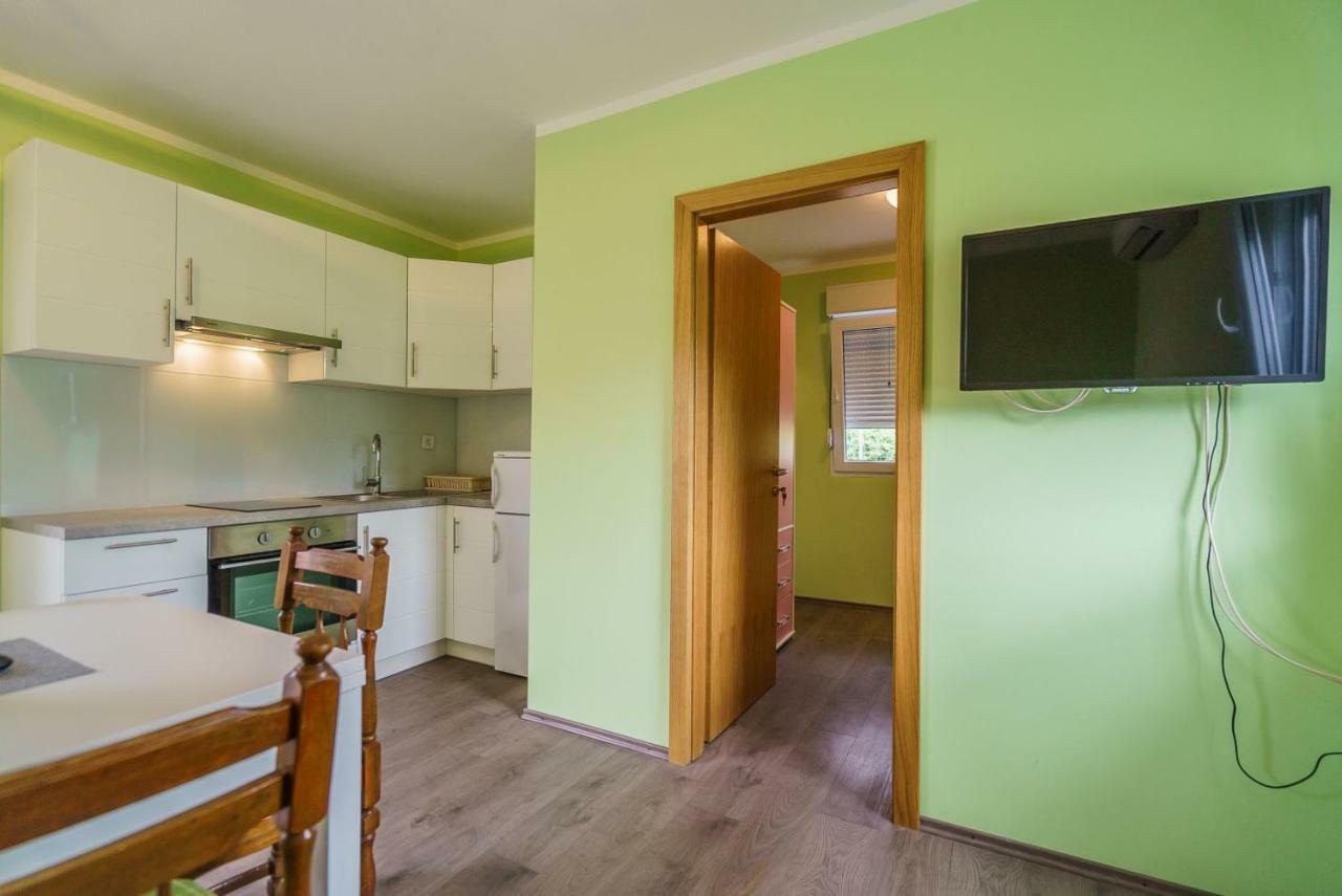 Apartmani Stobrec สปลิท ภายนอก รูปภาพ