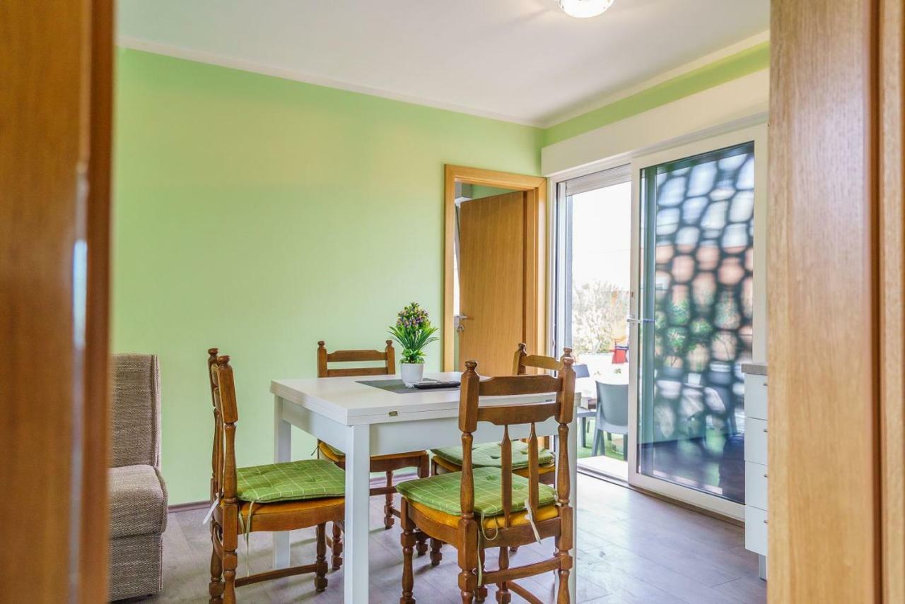 Apartmani Stobrec สปลิท ภายนอก รูปภาพ